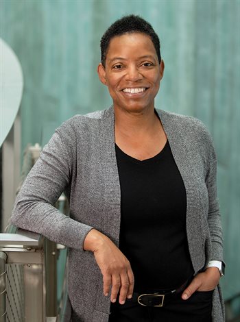 Illinois CS professor Tiffani Williams headshot.